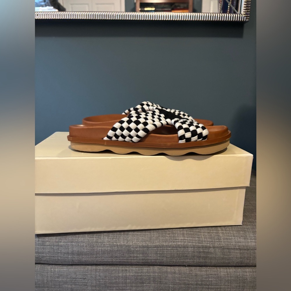 AS SEEN ON TAYLOR SWIFT- Marea Cruzado Slide- Black and White Checkerboard